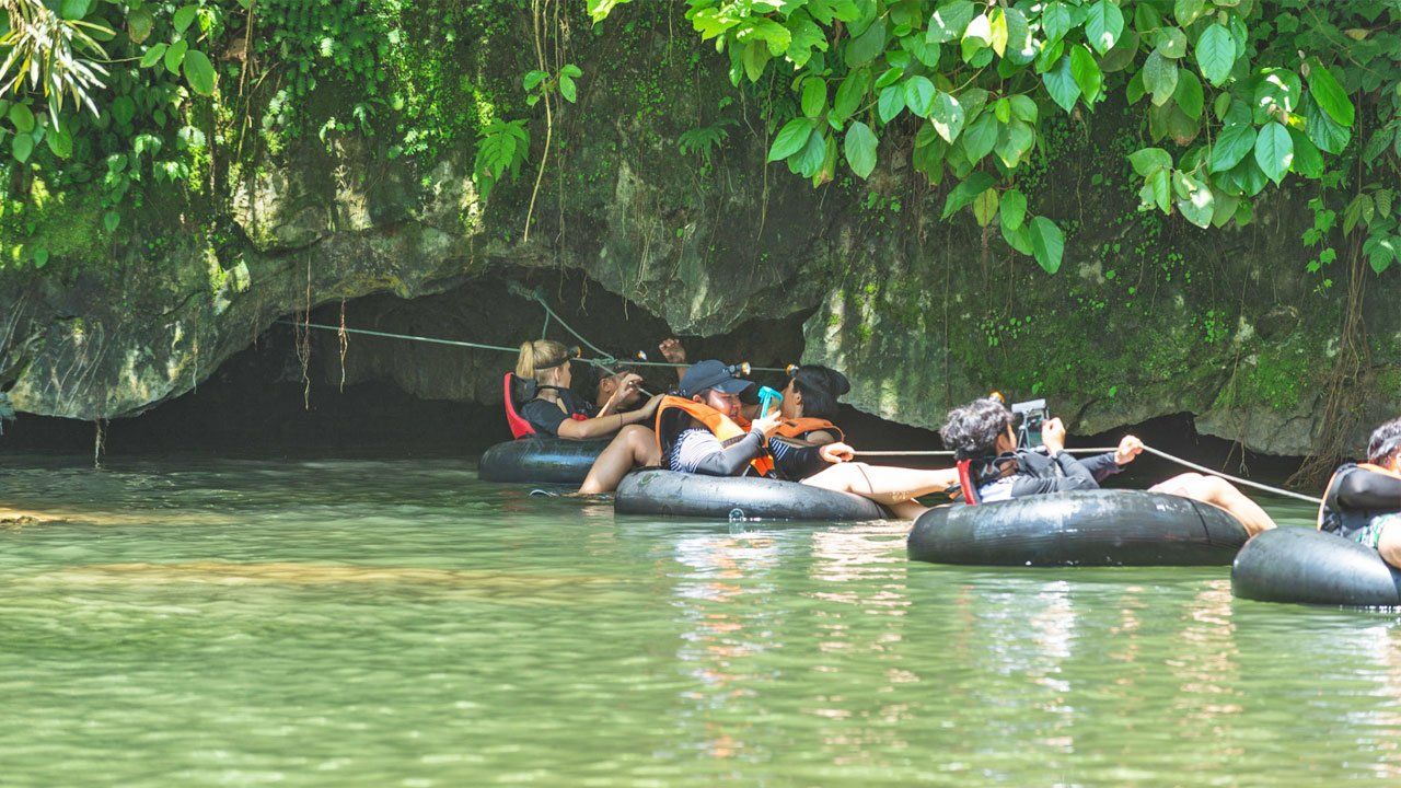 tube-water-cave-in-laos0201.jpeg